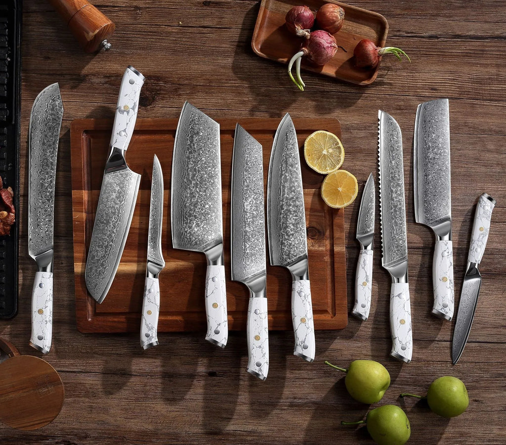 Damascus pattern chef's knife with a 21cm VG10 steel blade on a dark background.