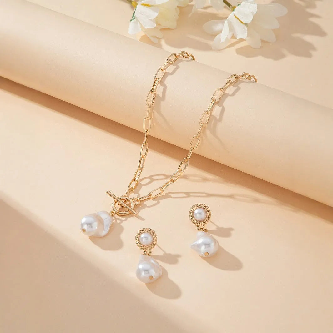 Gold retro baroque pearl necklace and earrings two-piece jewellery set for women
