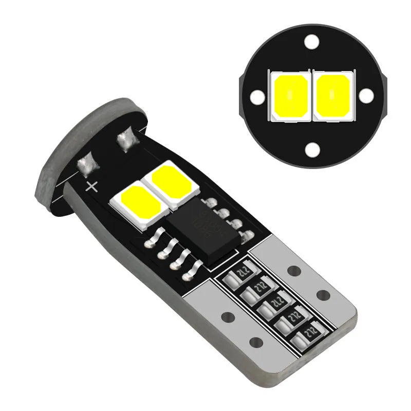 Small 10mm diameter car licence plate reading light with white LED illumination