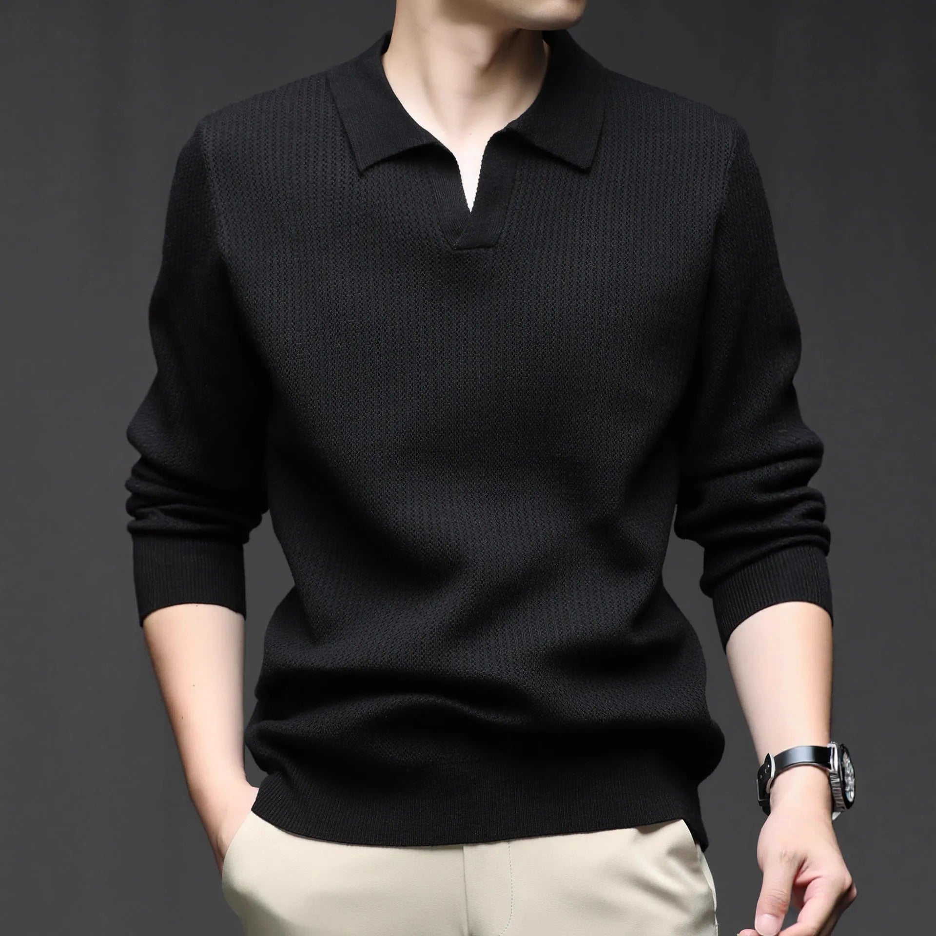 Men's loose pullover sweater in green black camel and brown colours for autumn casual wear