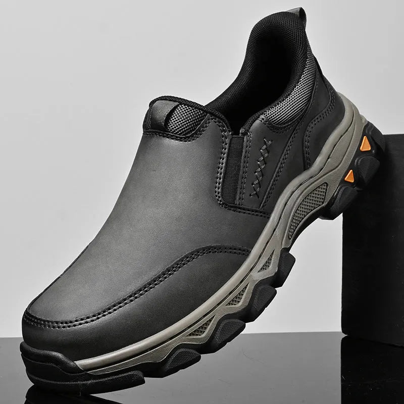 Men's round-toe casual shoes in black, dark brown and grey colours with rubber soles