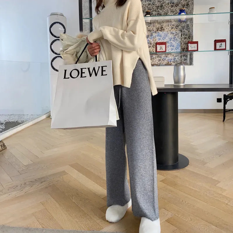 Women's high waist wide-leg knitted trousers in cream white with straight-leg cut and drooping mopping style