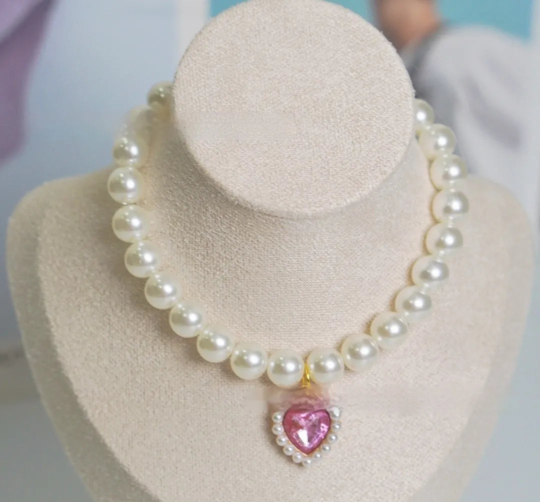 Pearl necklace cat collar with love gem charm in monochrome, available in six colours and 15-30cm sizes