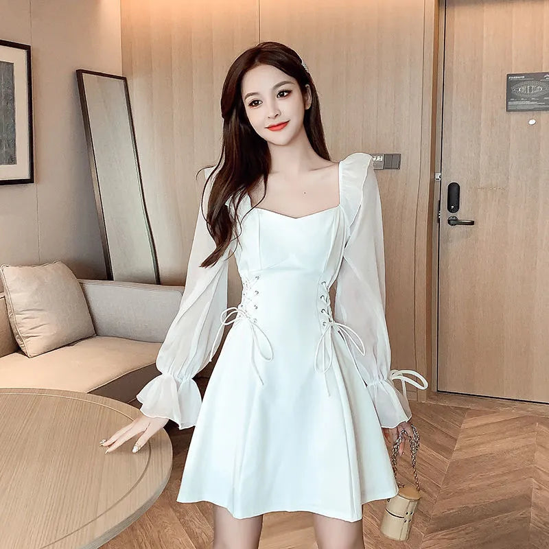 White chiffon patchwork dress with waist-slimming design and long sleeves