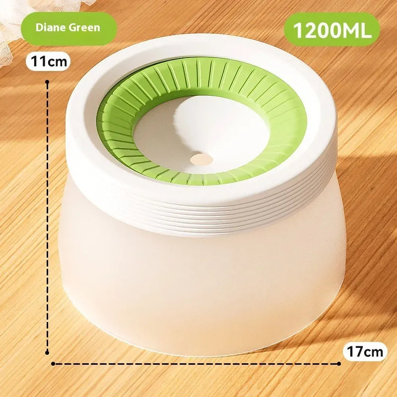 Green PP silicone pet suspension bowl for dogs and cats showing raised design
