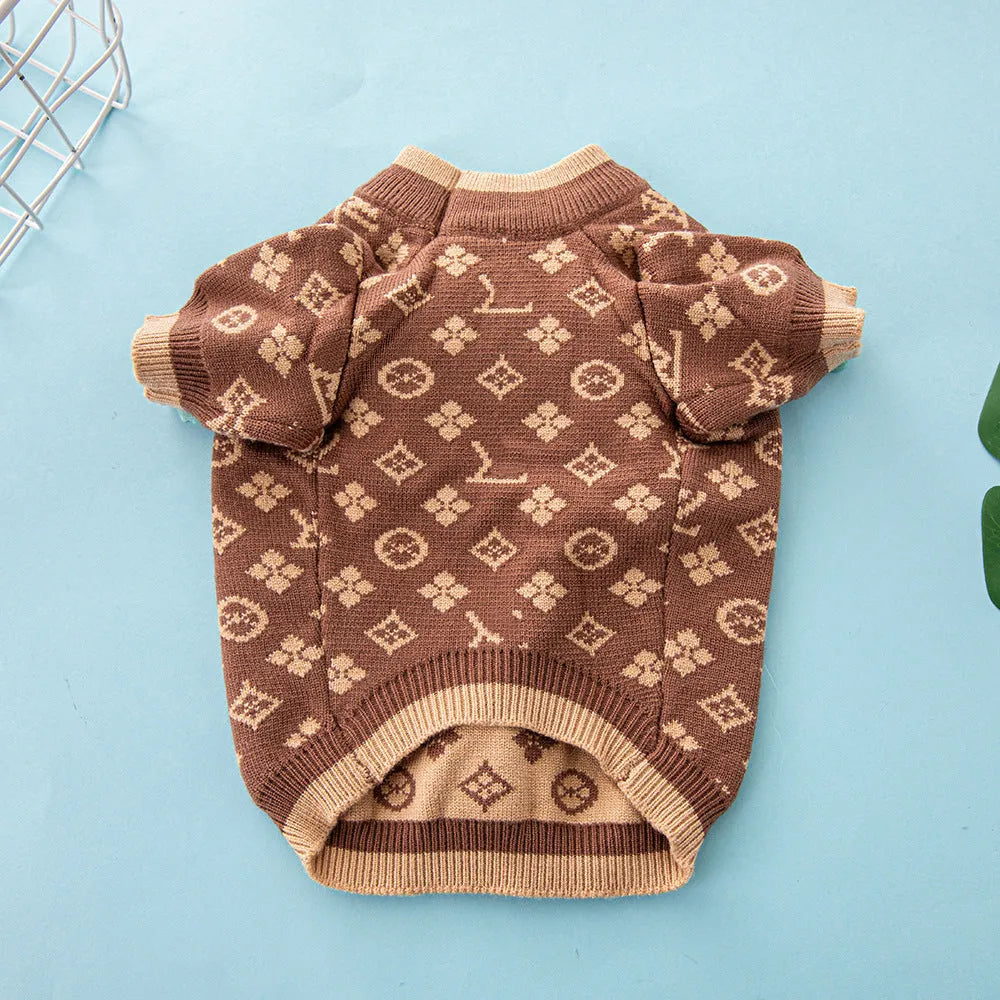 Thick wool dog sweater in monochrome or two-tone colours for autumn winter wear