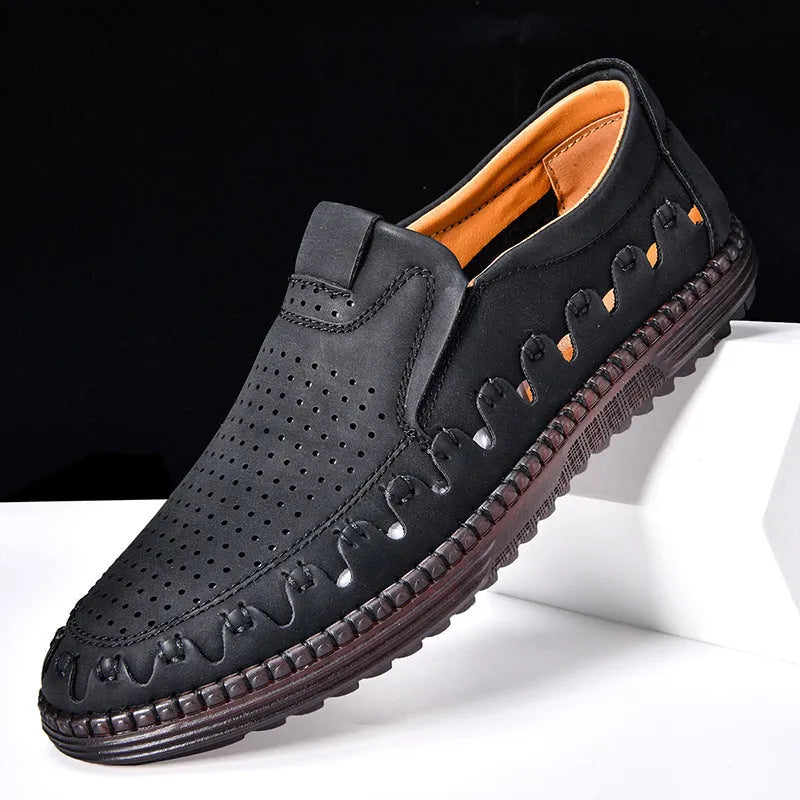 Men's handmade slip-on flat shoes in solid colour with artificial PU leather upper and round toe design