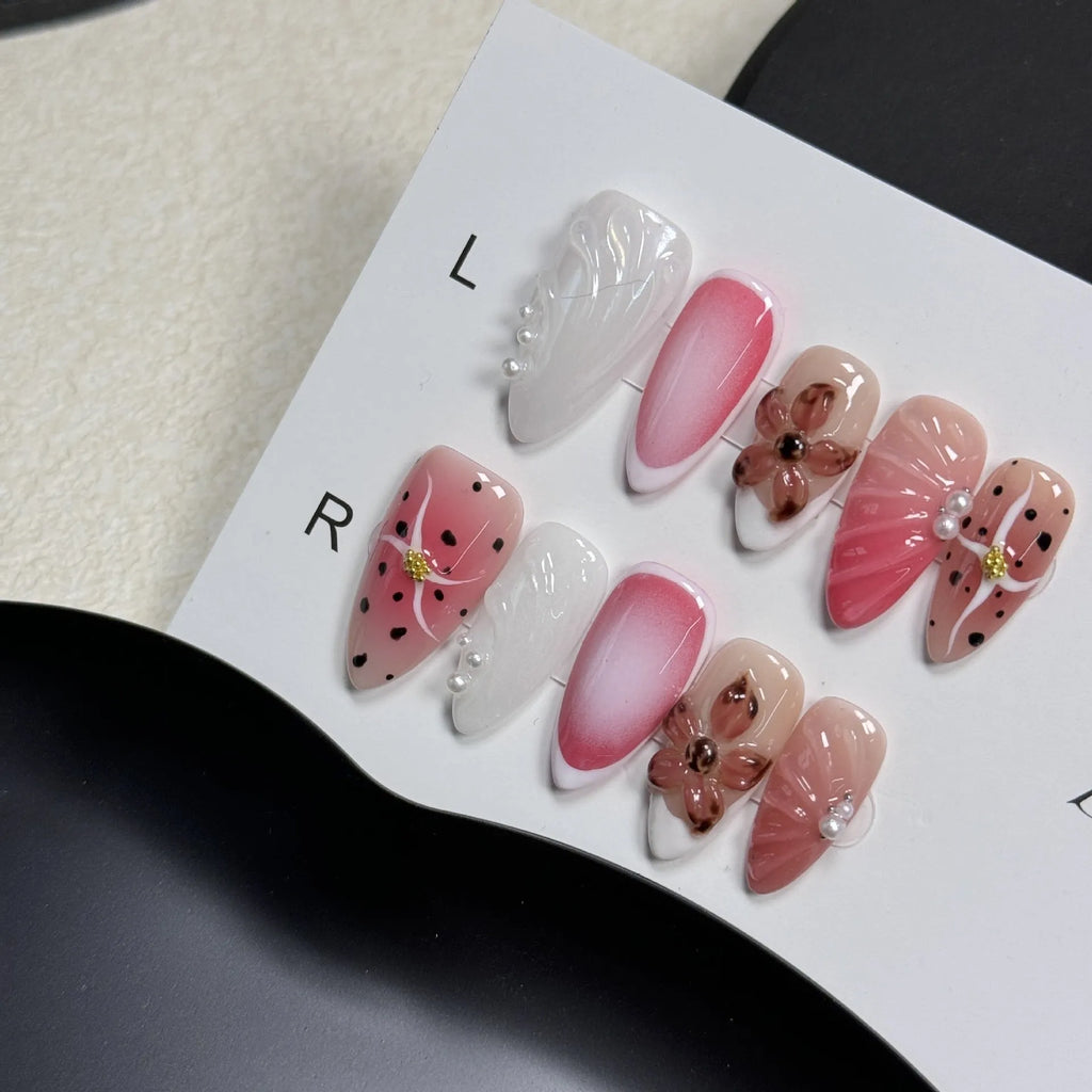 Hand-painted 3D carved nail beauty patches in candy colours for almond nails in sizes XS to L.