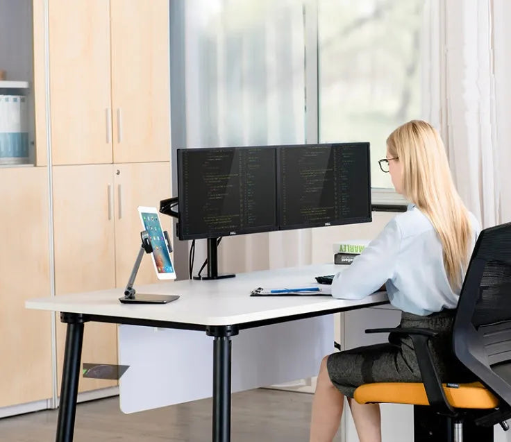 Foldable aluminium desktop phone and tablet holder showing 360° rotation capability