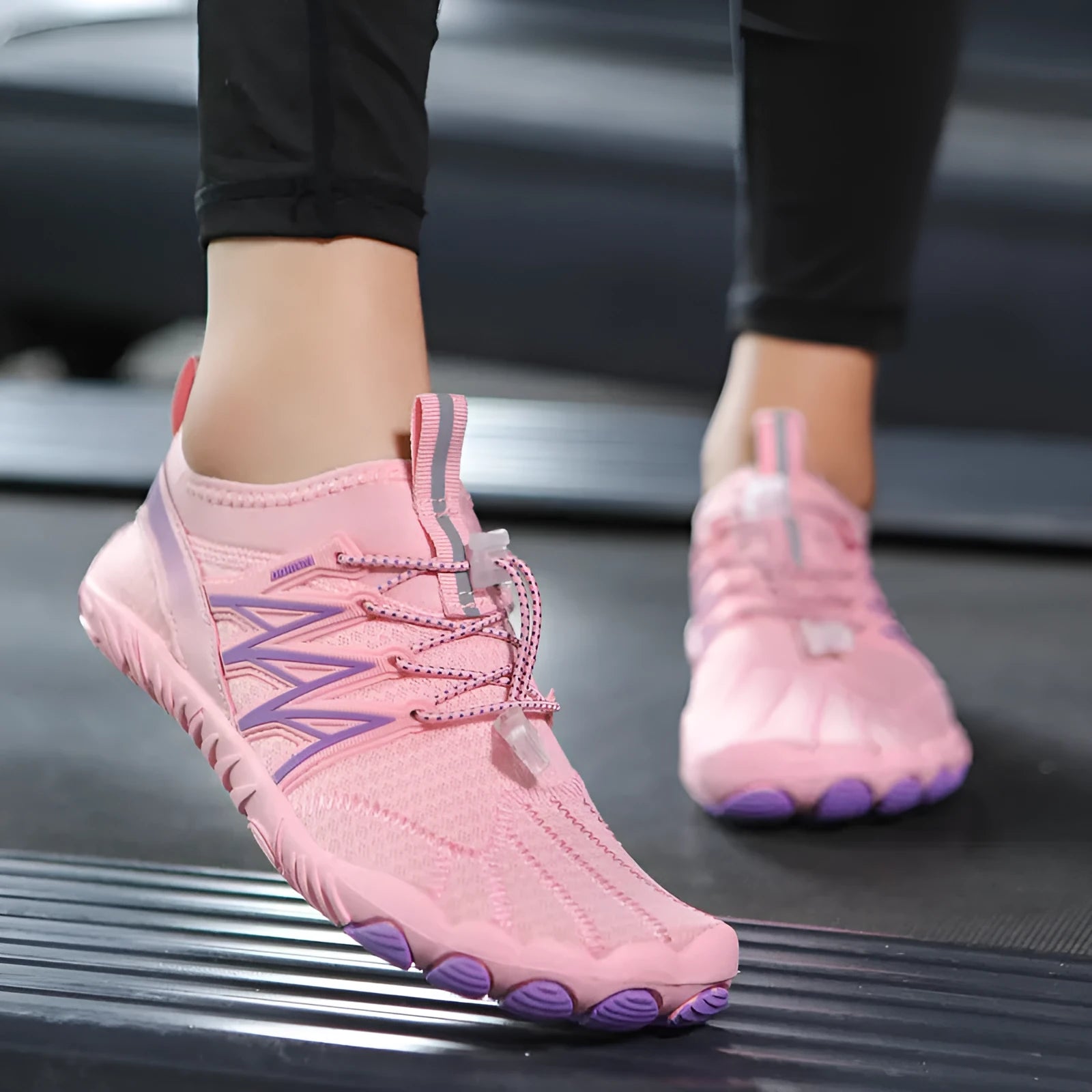 Indoor fitness training shoes with striped pattern, low-top design, and rubber sole in multiple colour options