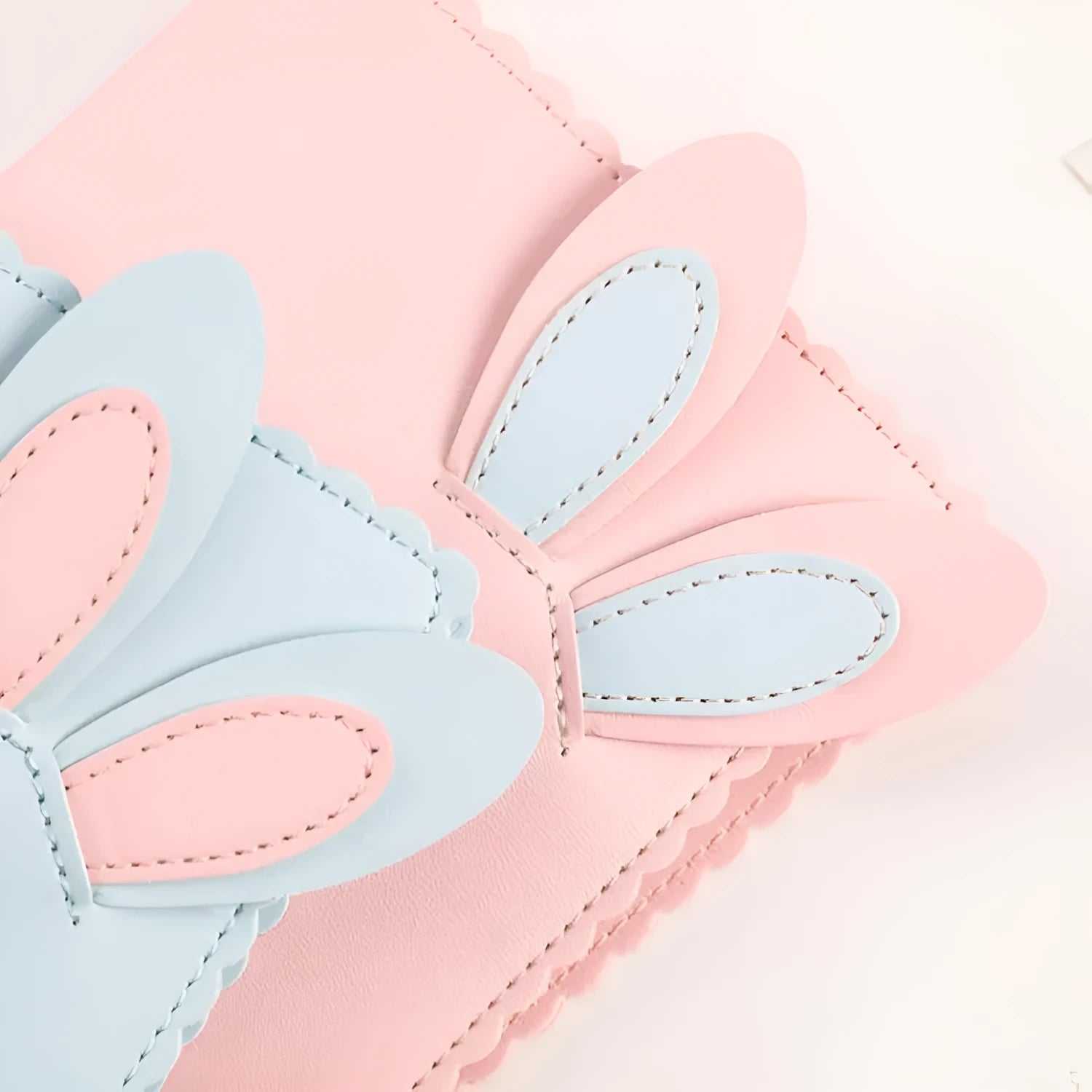 3-inch rabbit design mini photo album in blue, pink or white with 16 loose-leaf pages