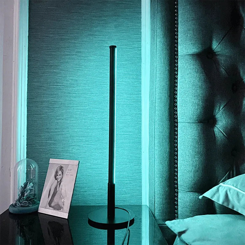 Nordic minimalist LED bedside table lamp with square base and remote control in black or gold finish