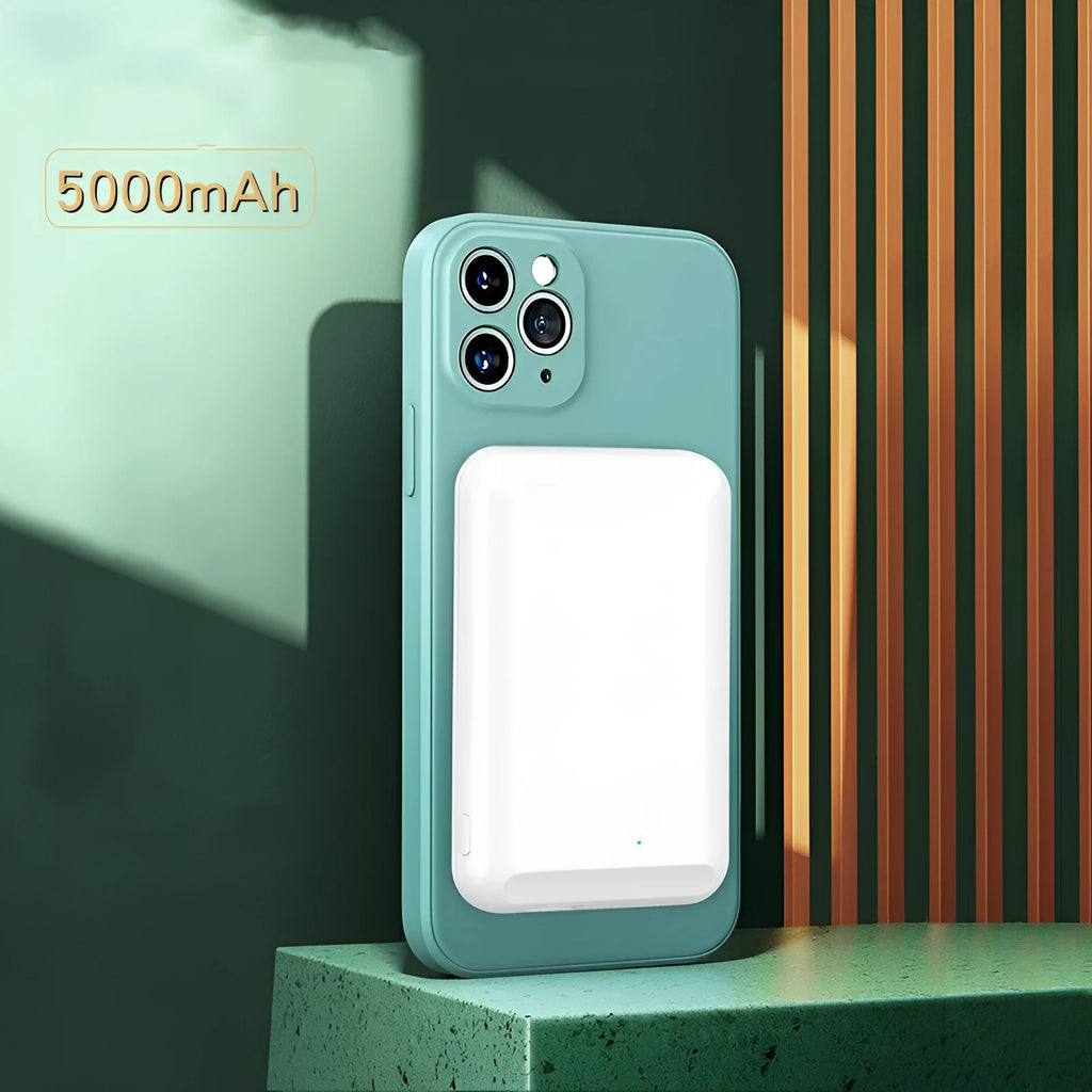 Magnetic wireless power bank in black, blue, green, pink or white with 5000mAh capacity