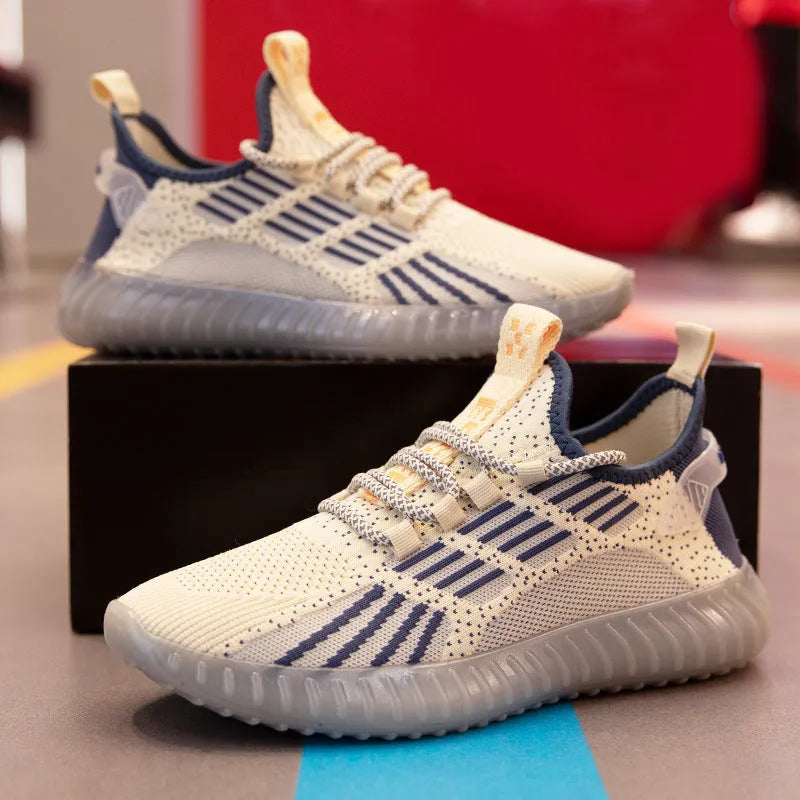Men's white breathable flying fabric sports shoes with low-top design and platform heel