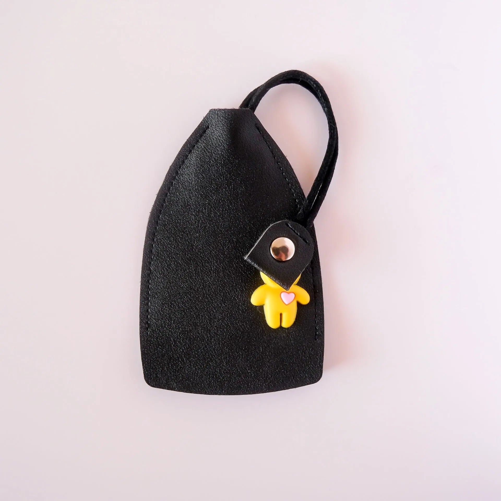 Universal large capacity PU leather car key case for key and credit card organisation in five colour options.