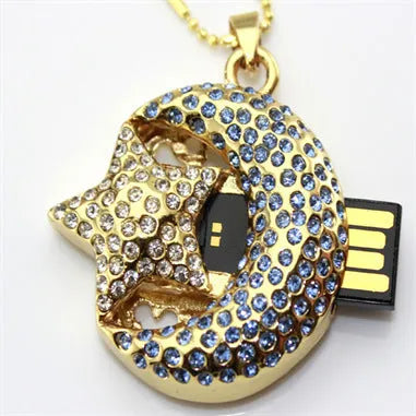 Creative U Disk metal USB flash drive for data storage.