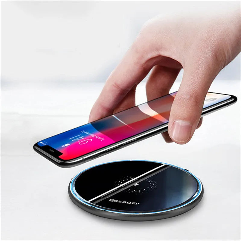 Black aluminium alloy 15W Qi wireless charger with LED indicator light and anti-slip surface