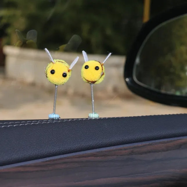 Square bee car decoration with cartoon design measuring 3cm by 3cm made from fur ball material