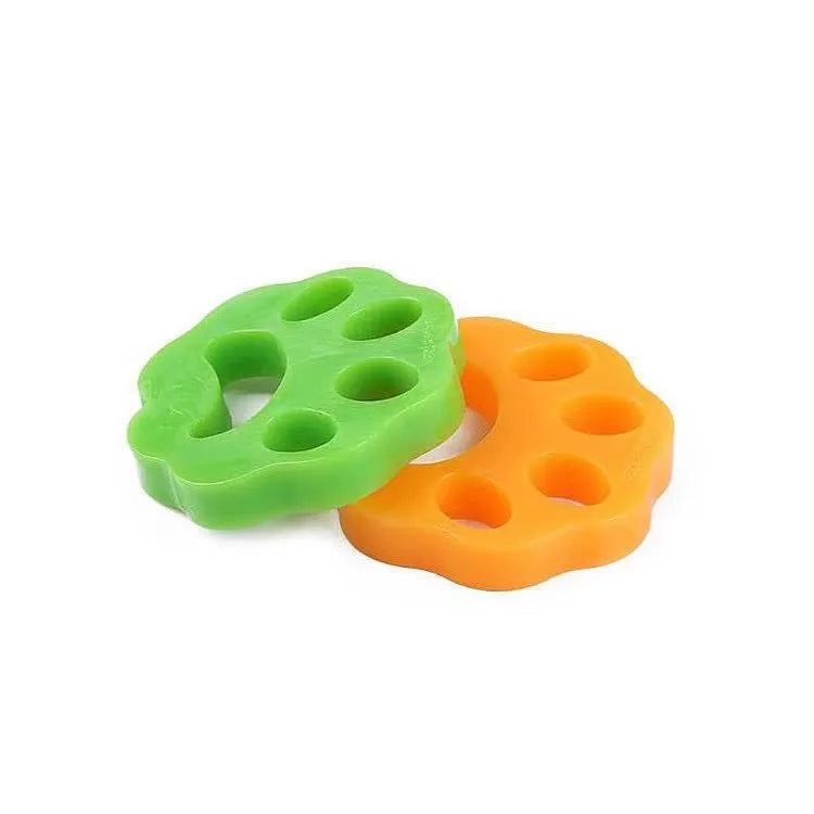 Silicone fur zapper pet hair remover, 80mm circular disc, green and yellow, for washing machine and dryer