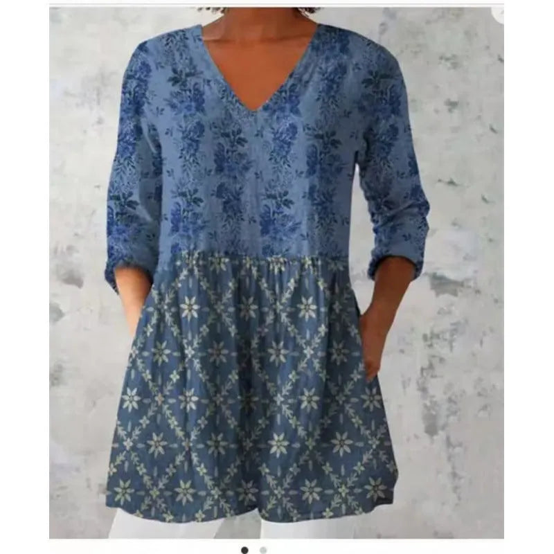 Women's printed loose dress with wave pattern, 3/4 sleeves, and wide waist design
