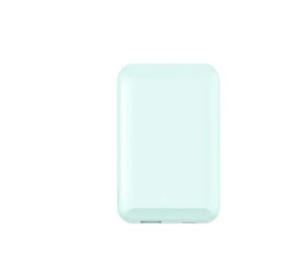 Magnetic wireless power bank in black, blue, green, pink or white with 5000mAh capacity