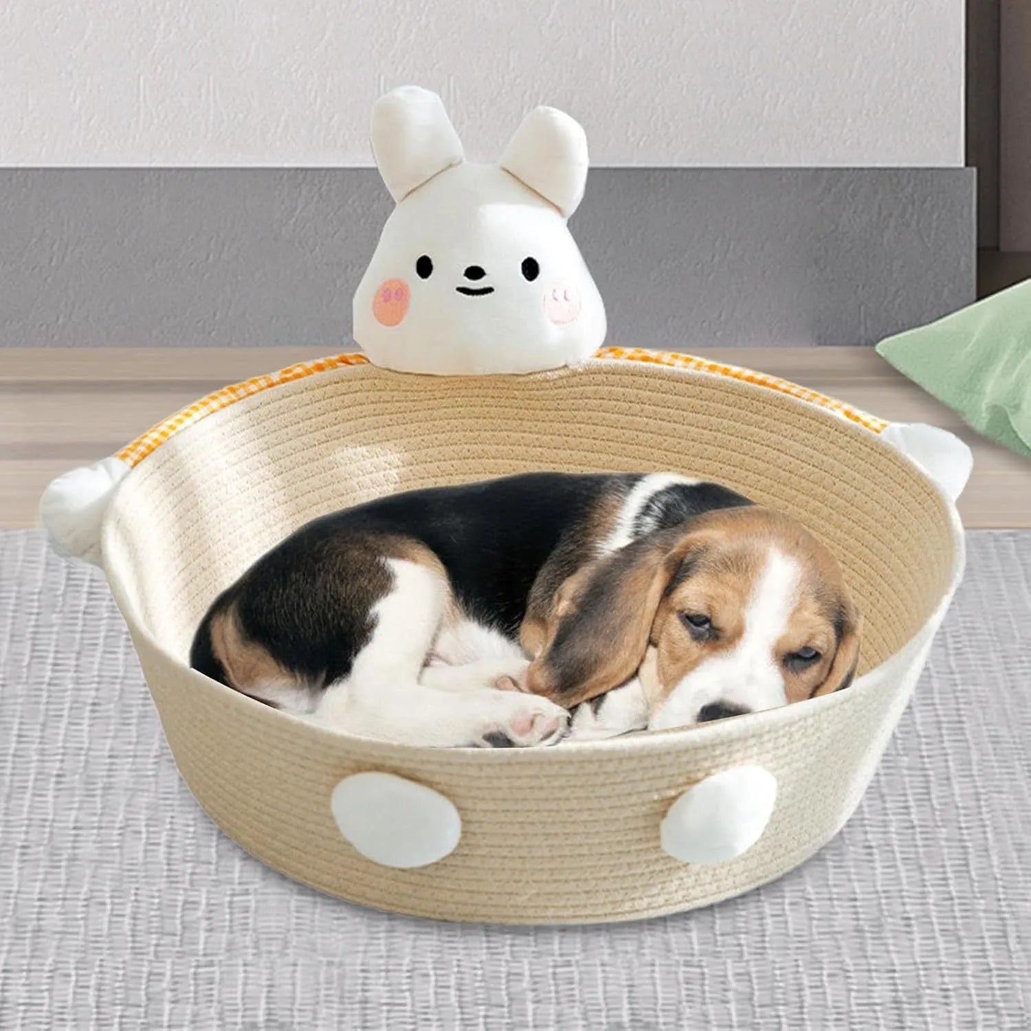 Woven cotton rope cat bed with scratching board in bear design
