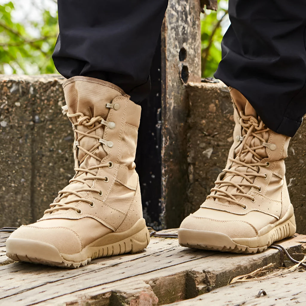 Yulong summer tactical desert combat boots in black and sand colours for outdoor climbing and hiking.