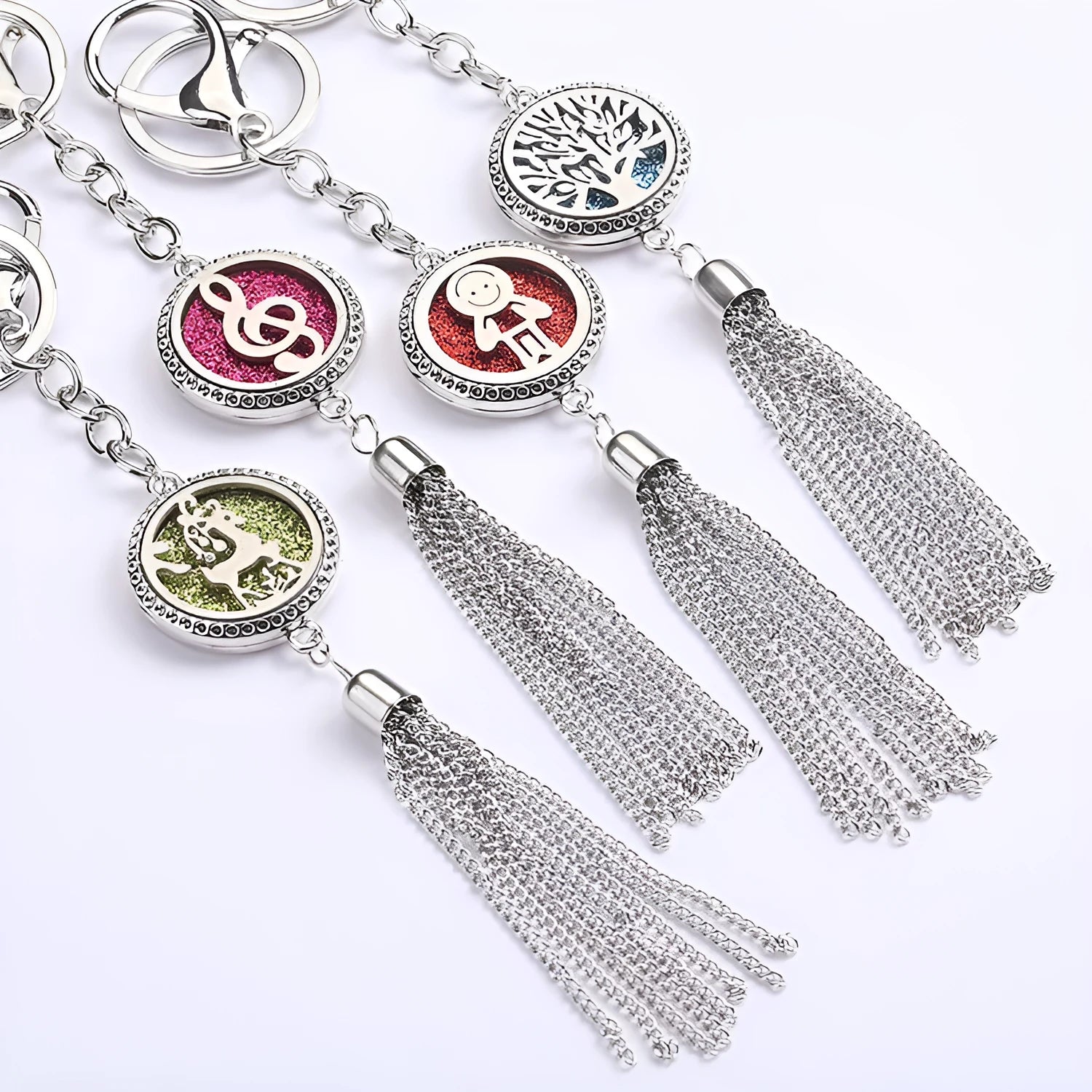 Alloy car pendant with coloured tassel and 50cm chain for aromatherapy fragrance diffusion