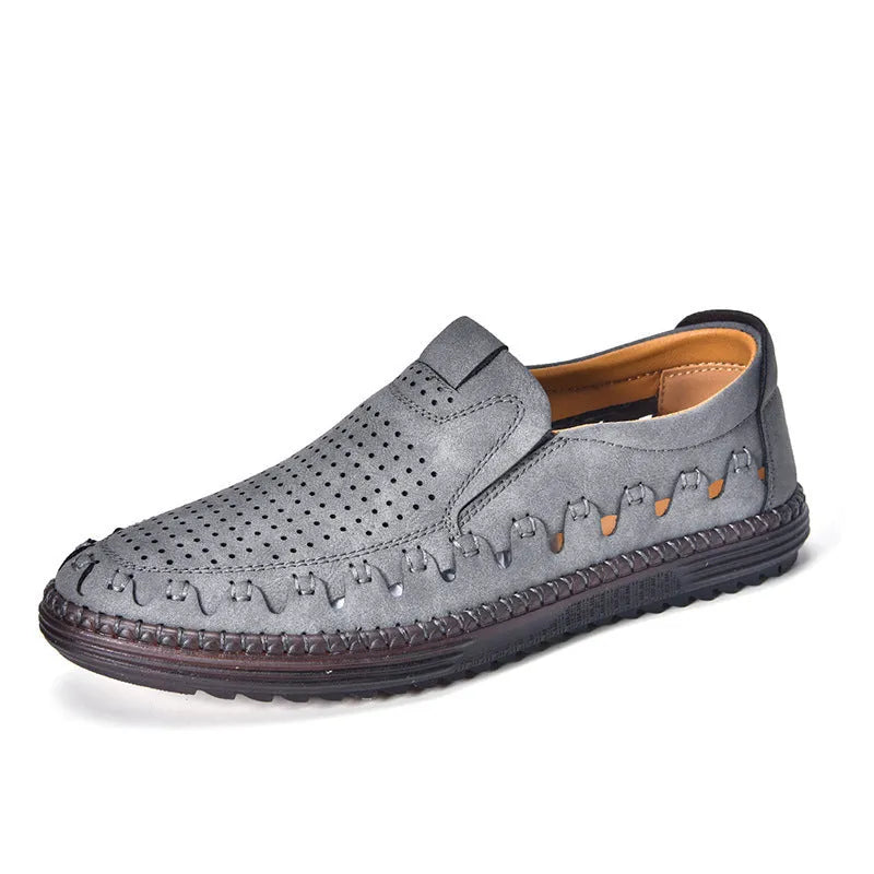Men's handmade slip-on flat shoes in solid colour with artificial PU leather upper and round toe design