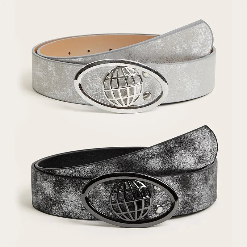 Retro women's belt with oval alloy buckle on thick 4cm+ PU leather strap in earth grey white colour