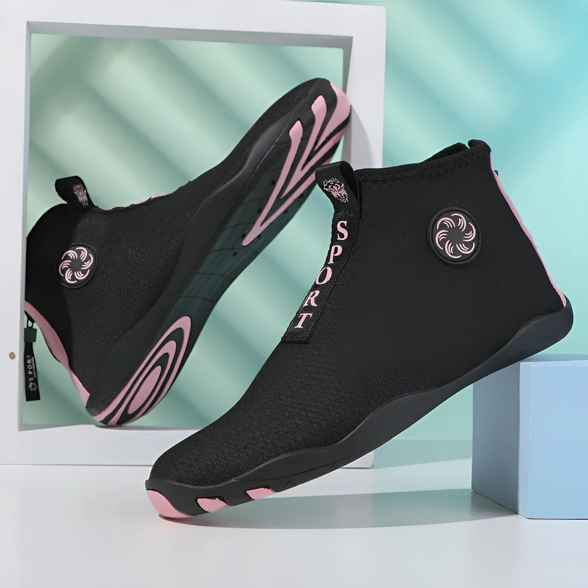 Mid-top quick-dry mesh beach shoe with non-slip rubber sole in black and fluorescent green.