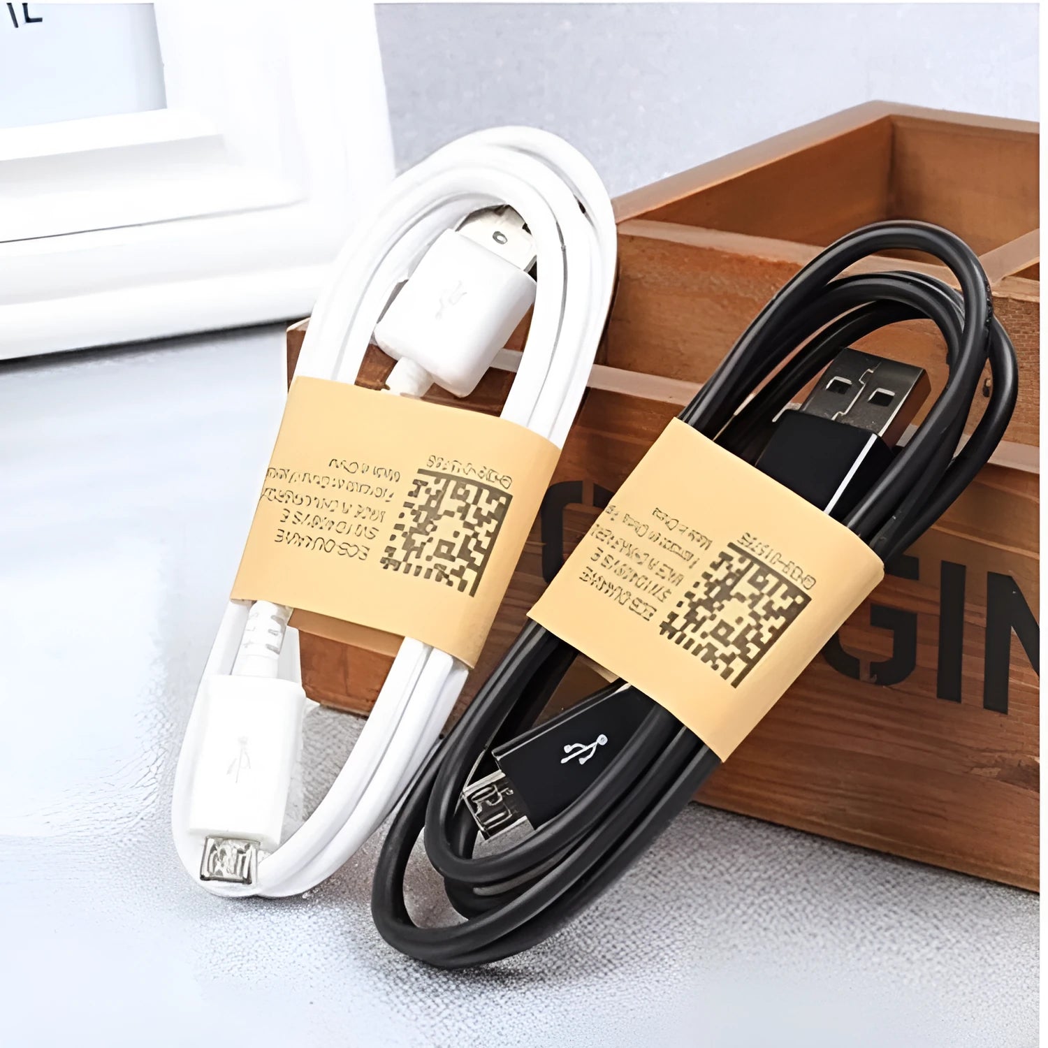 Black and white 1 metre Android Micro USB charging and data cable