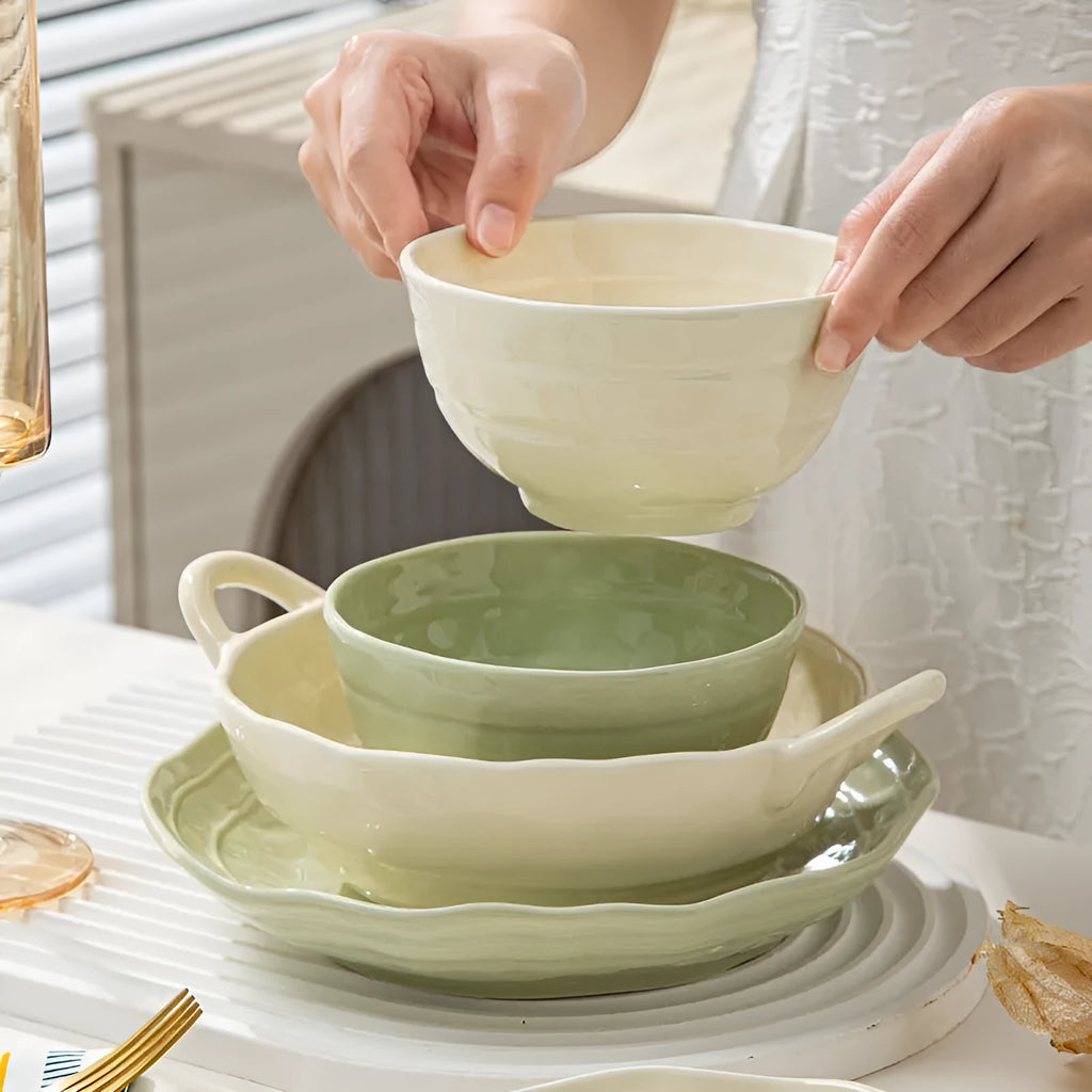 Solid colour ceramic tableware set of seven pieces with modern Japanese style design