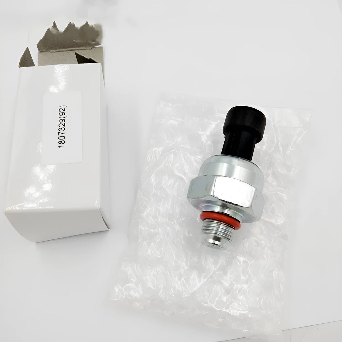Ford F6TZ-9F838-A engine oil pressure sensor assembly with connecting line for F4 and F6 diesel engines