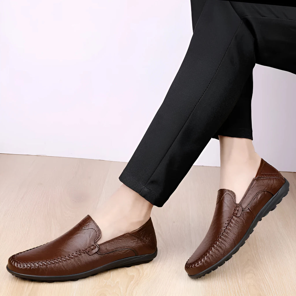 Men's cowhide leather shoes in business casual style with round toe and flat rubber sole