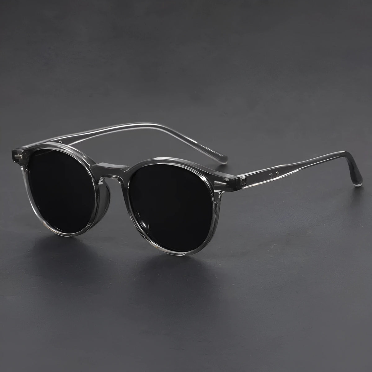 Ultra-light round frame retro sunglasses with polarised lenses in five colour options