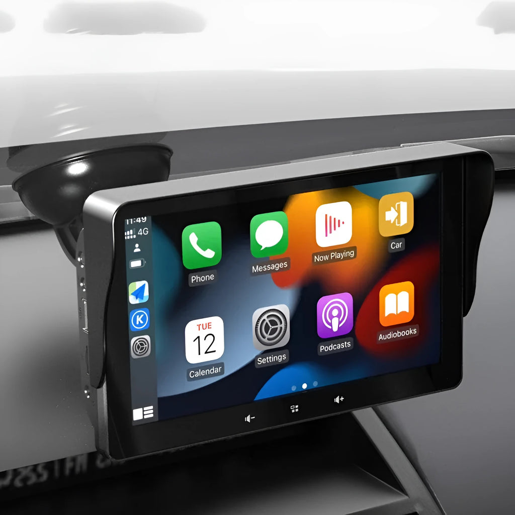 7-inch wireless CarPlay car display with suction cup mount and cigarette lighter connection