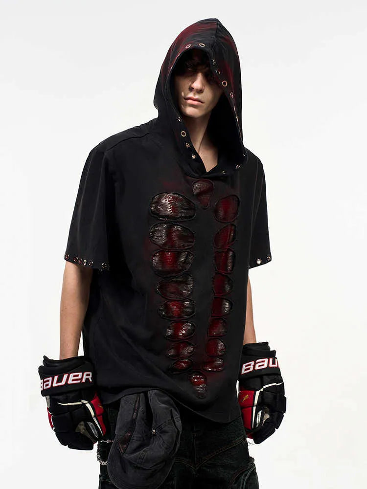 Men's black loose-fit short-sleeve T-shirt with a hood and sequin decoration