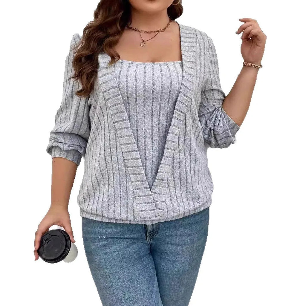 Women's V-neck long sleeve two-piece suit in rib fabric, loose fit, shown in solid colour