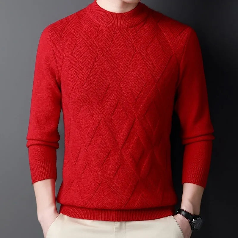 Men's diamond jacquard thermal pullover sweater in a wool-blend fabric on a size chart.