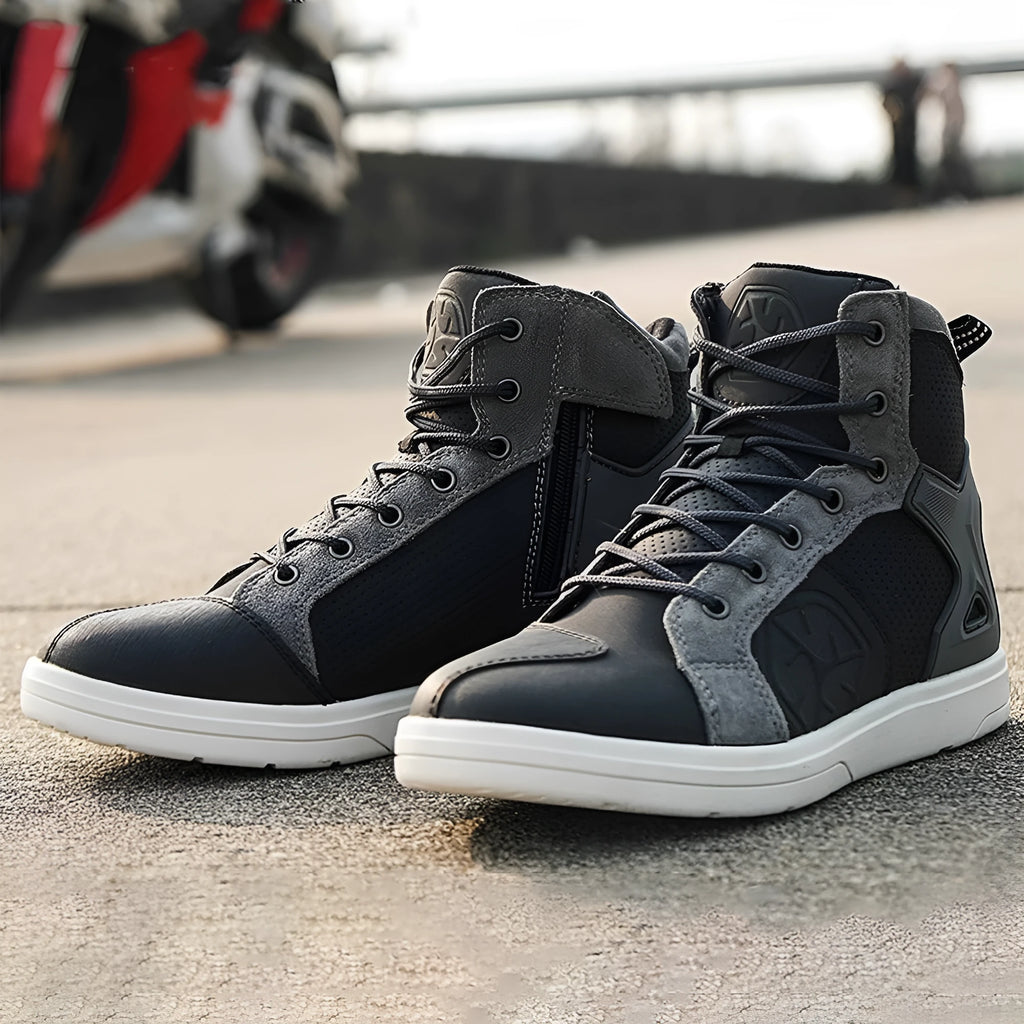 Black motorcycle riding boots 18cm high with ankle protection, waterproof, non-slip rubber sole, reflective, sizes 39-46.