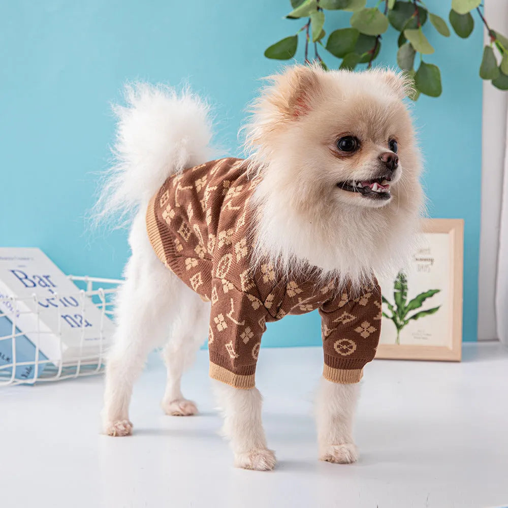 Thick wool dog sweater in monochrome or two-tone colours for autumn winter wear