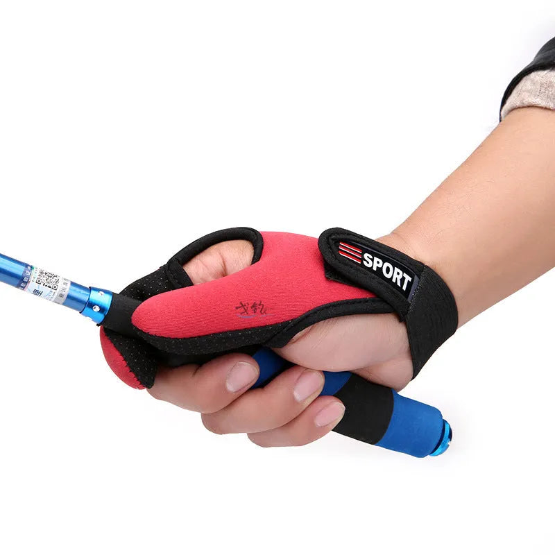 Two-finger fishing glove with microfiber palm and diving cloth back in camouflage colour