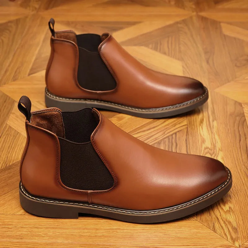 Formal pointed-toe leather boots with square heel in black and brown colour options
