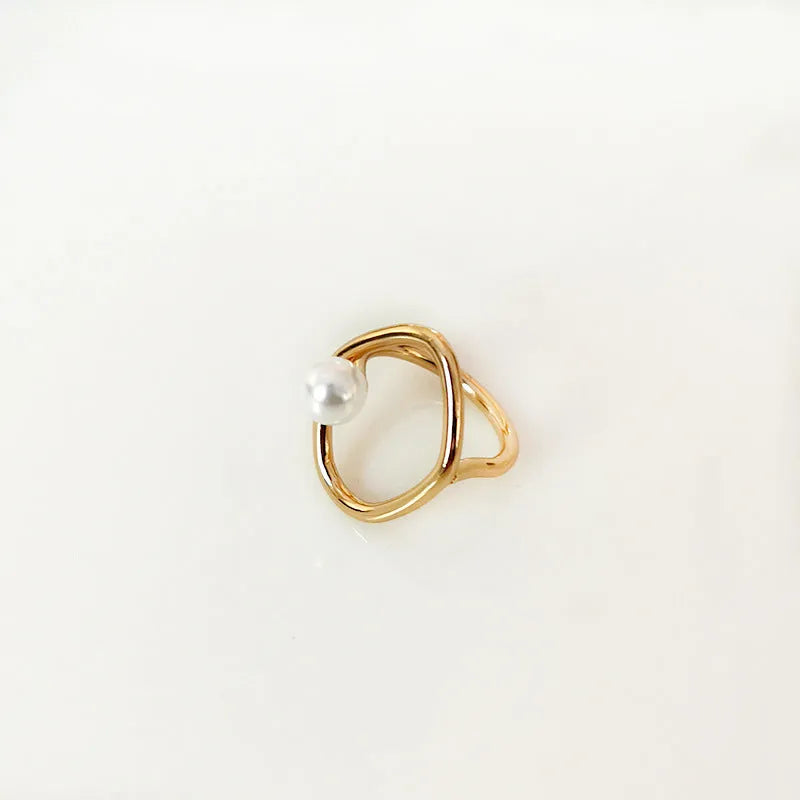 Adjustable gold plated faux pearl ring for women with minimalist Korean style open band and geometric design