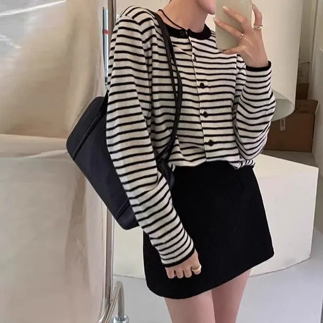 Women's dark grey striped cardigan coat with white stripes and slim fit 40cm length
