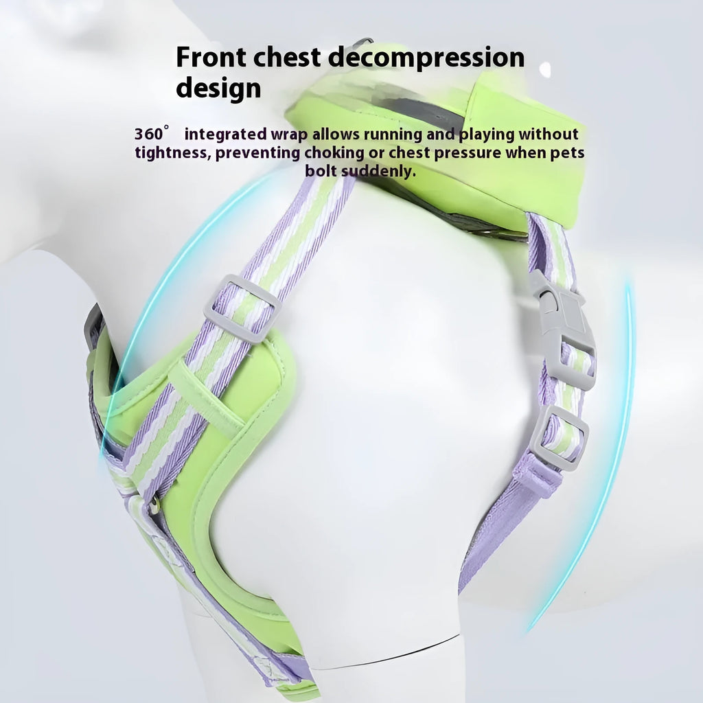 Green explosion-proof anti-strangulation dog harness made of Oxford cloth with attached rope