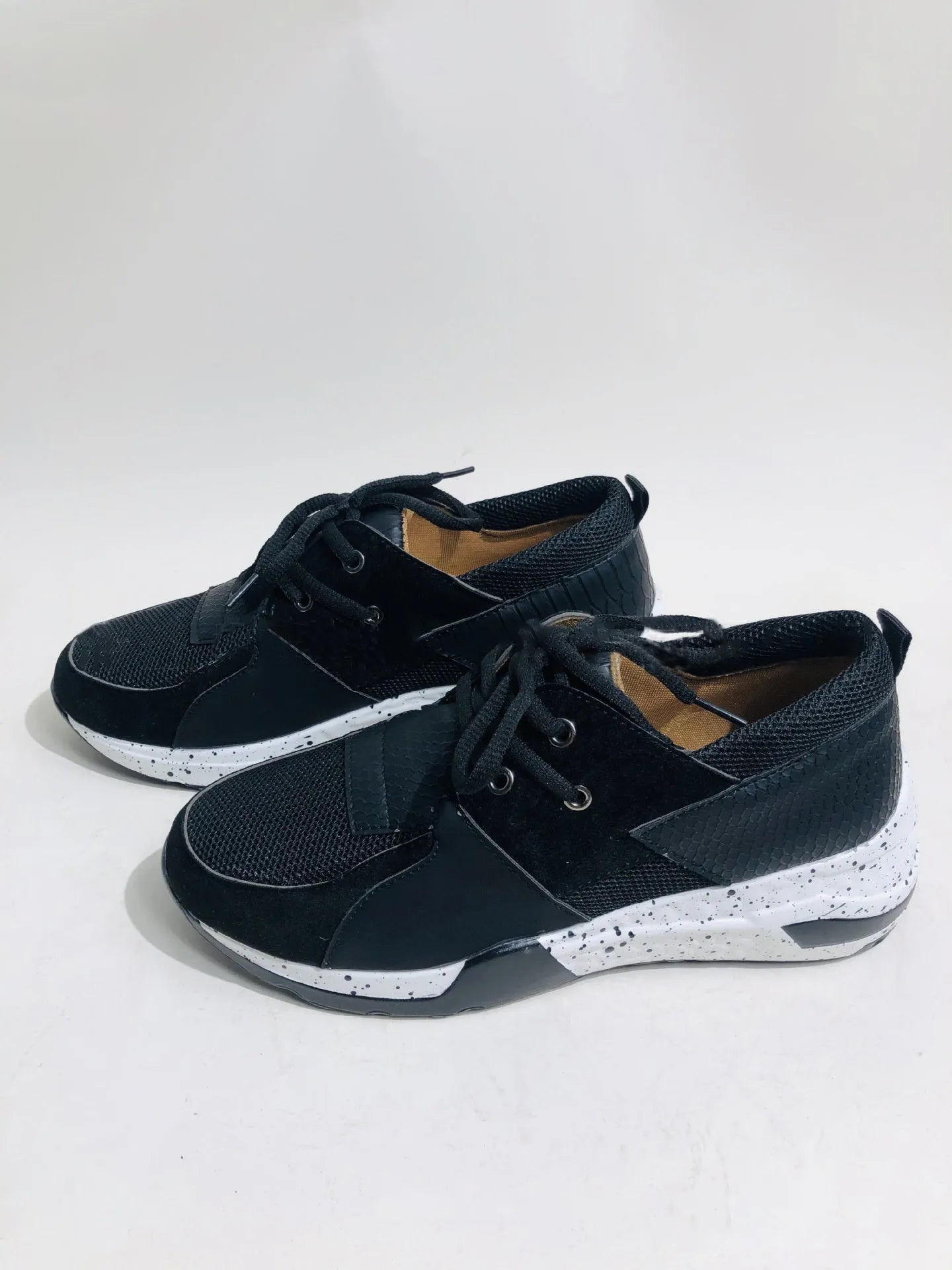 Women's casual sports shoes with suede upper, wedge heel, and round toe in multiple colour patterns