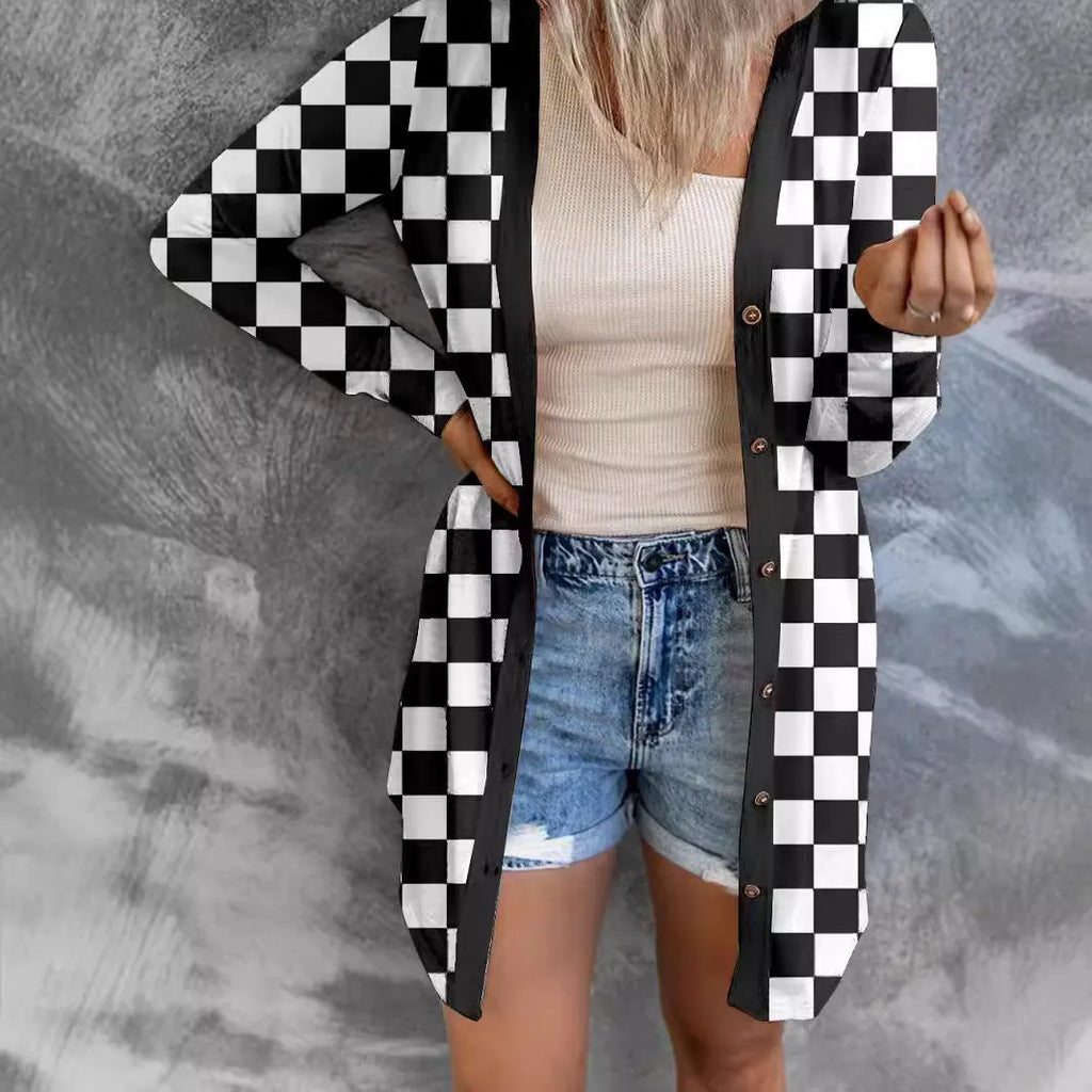 Women's long plaid cardigan coat in loose fit with contrast pattern and regular sleeves