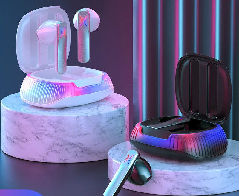 Hall Flashing wireless in-ear gaming headset in black or white colour with Type-C cable.